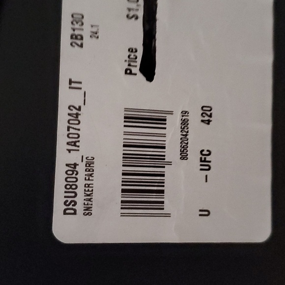 COPY - 2024 BRAND NEW VERSACE Trigreca Tessuti Black and Gold Sneakers SZ 42 - Picture 11 of 11